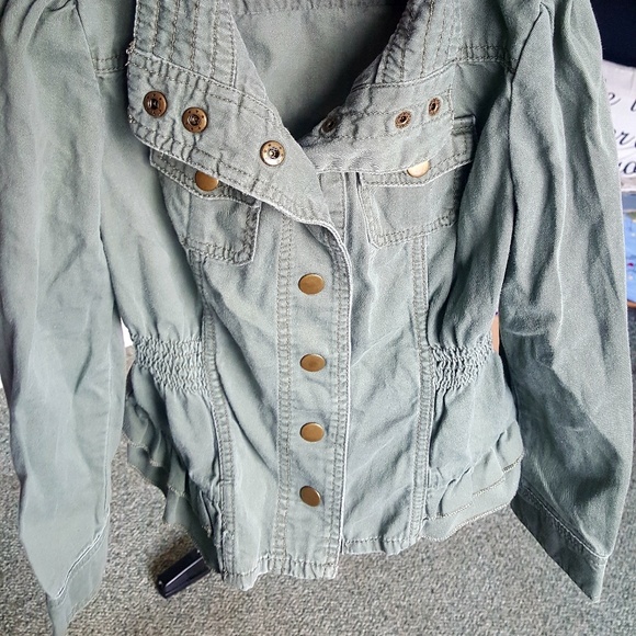 Jacket - Picture 2 of 3